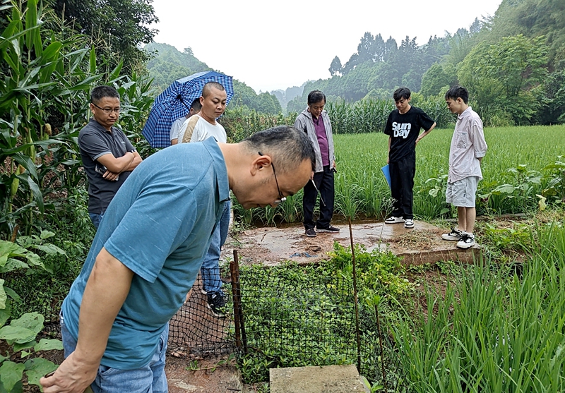 1750995303673640.jpg 叙州区2022年“高农”项目通过市级验收专家评审 (2).jpg